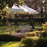 Zane Bed & Breakfast