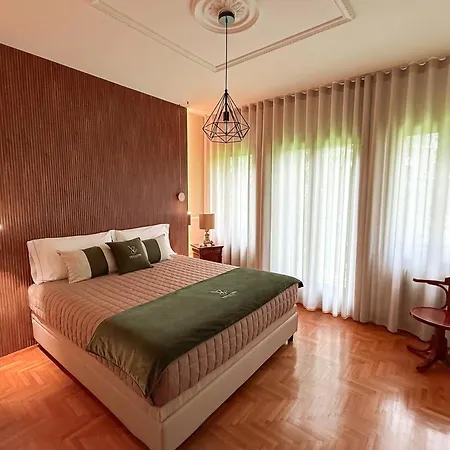 Zane Bed & Breakfast 4*